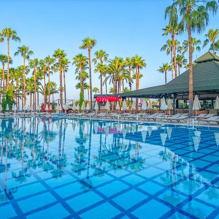 Meryan Hotel โอคูร์จาลาร์ ภายนอก รูปภาพ