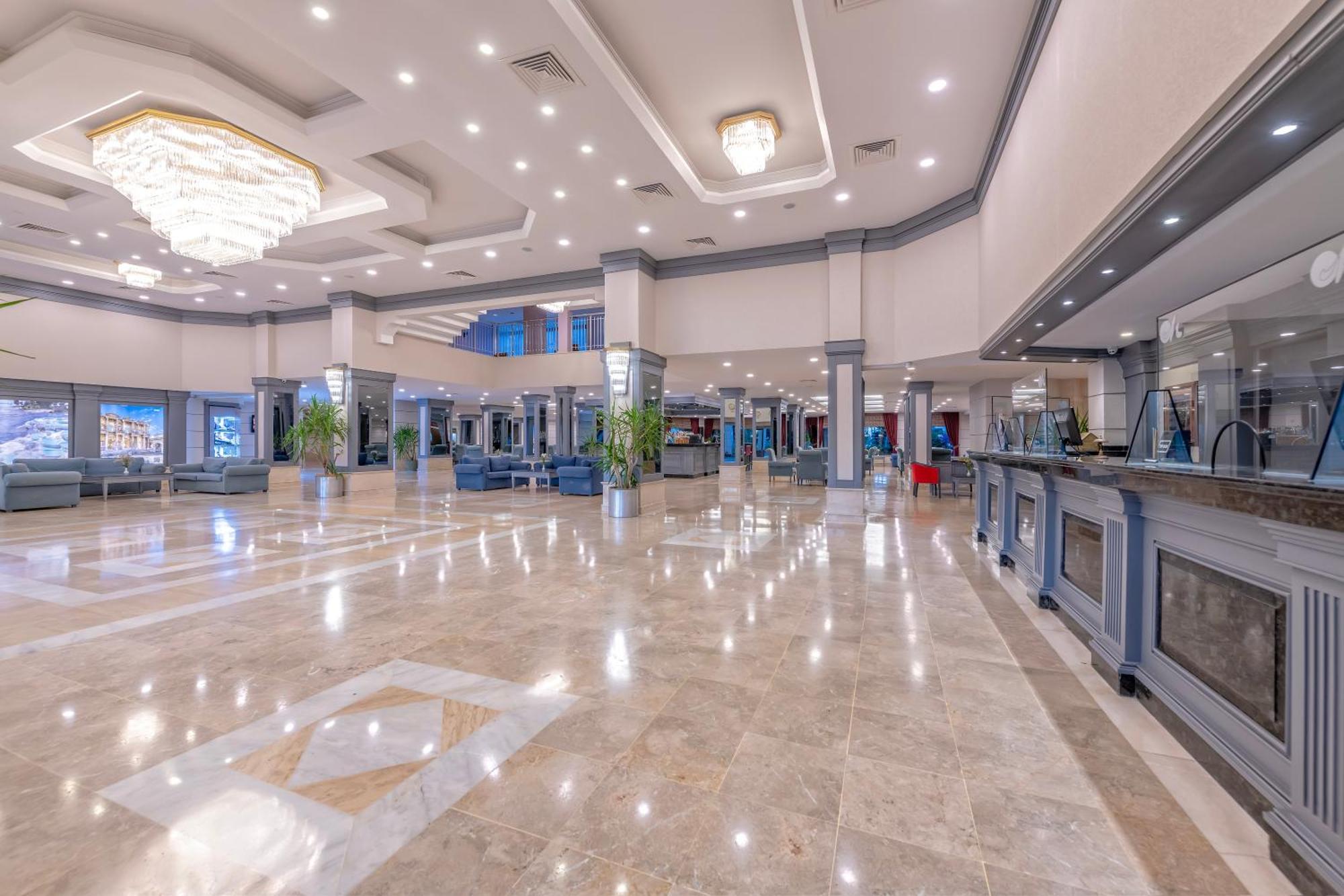 Meryan Hotel โอคูร์จาลาร์ ภายนอก รูปภาพ